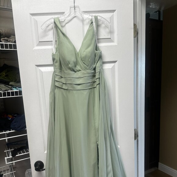 Azazie Bianca Bridesmaid's Dress - Picture 1 of 3